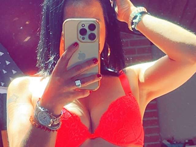 POCAHONTASS free sexy photo