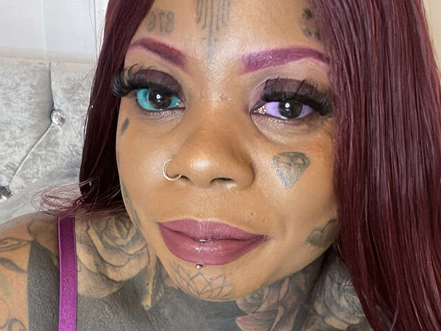 TATTEDEBONY free hard sexy photo