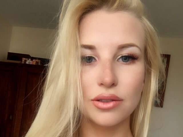 BRITTANYHOTT free sexy photo