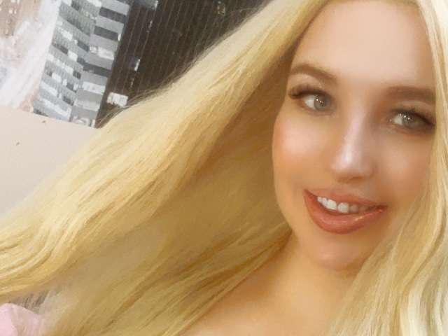 BRITTANYHOTT free sexy photo