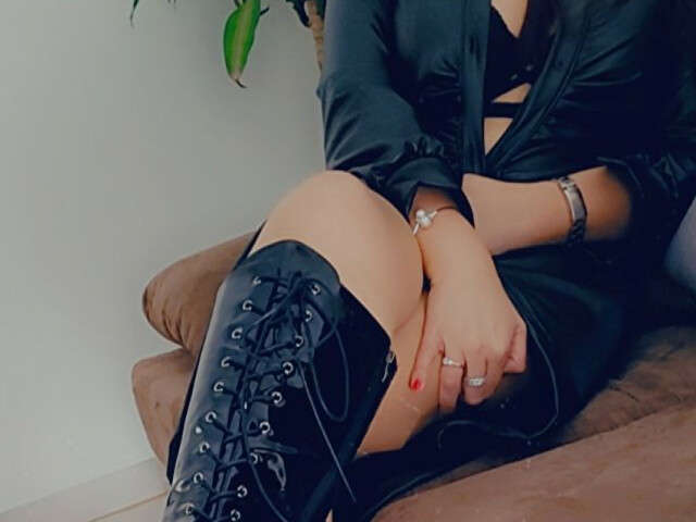 LINDADOUCE free hard sexy photo