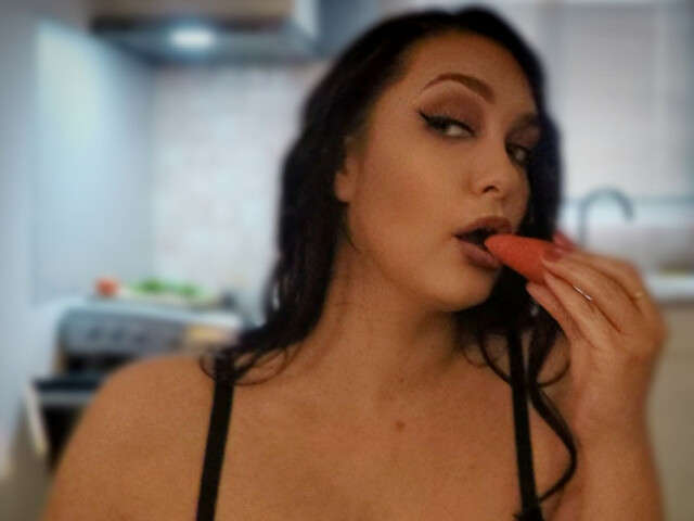 SELINAKYLLA free sexy photo