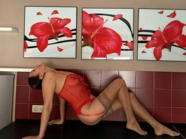 SEXISI free hard sexy photo