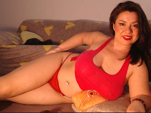 MISSBUSTY free hard sexy photo