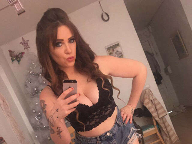 EMILYBLUE92 free hard sexy photo