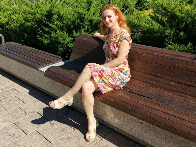 LADYBIGSMILE free sexy photo
