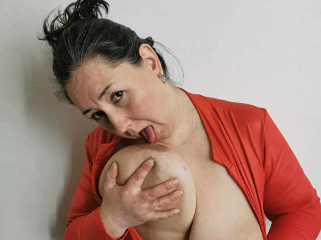 GINA free hard sexy photo