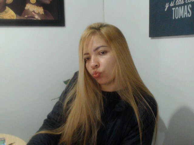 THEBOSSLARA free sexy photo