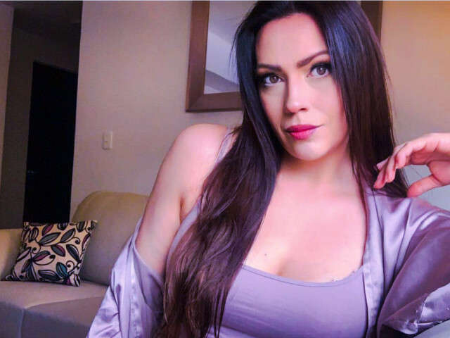 LINDA334 free sexy photo