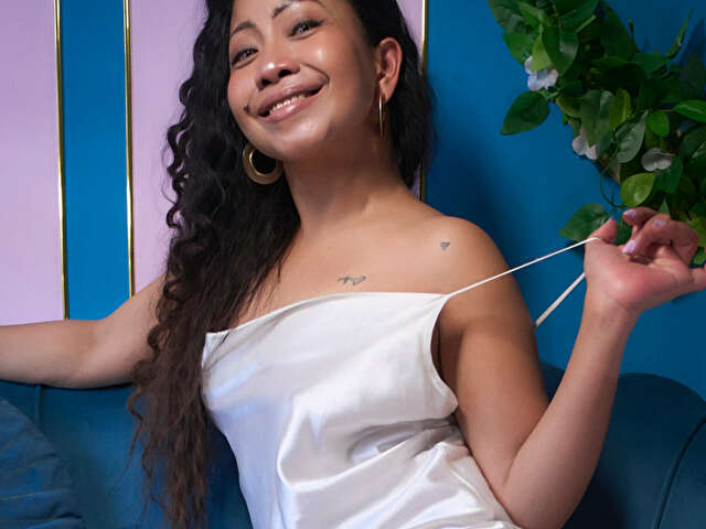ELYAQUIN free sexy photo