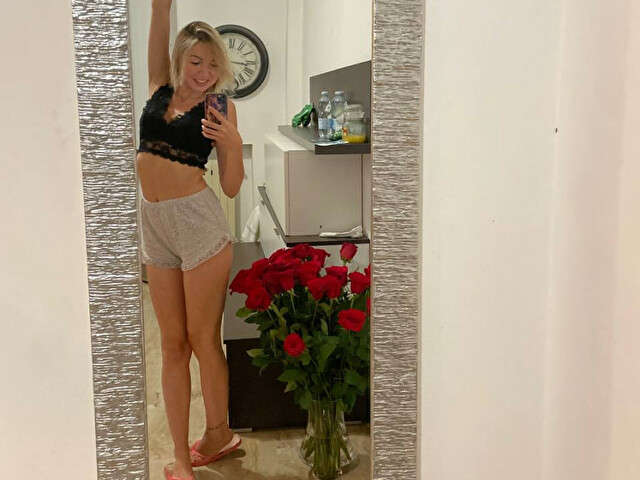 KITTYKITTY free sexy photo
