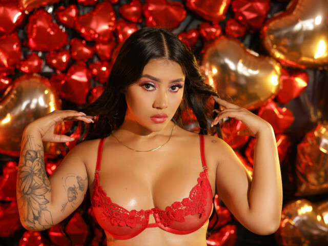 CAMERONC free sexy photo