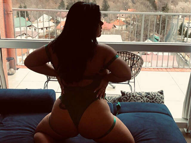 RAINDESIRE free sexy photo