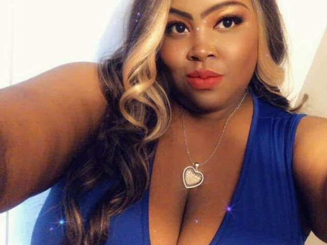 TRINAFOXX free sexy photo