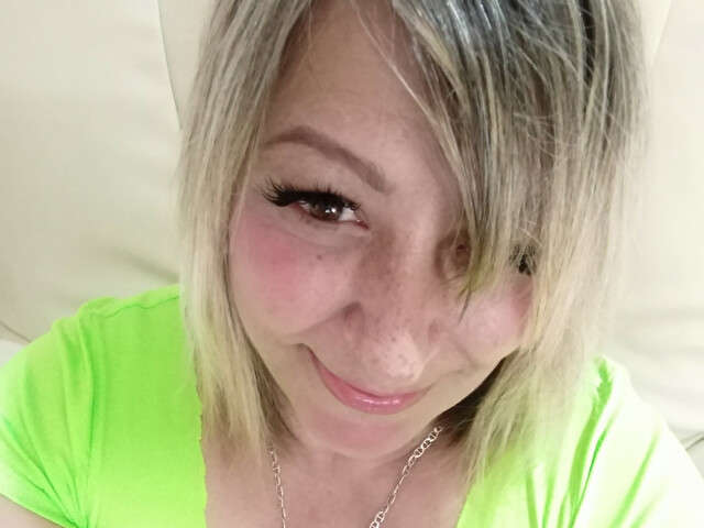 SEXYVERABACK free sexy photo