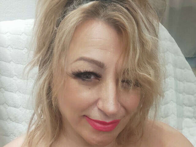 SEXYVERABACK free sexy photo