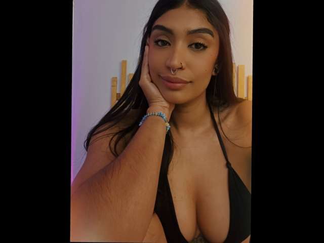 EMILYCOOPERS free sexy photo