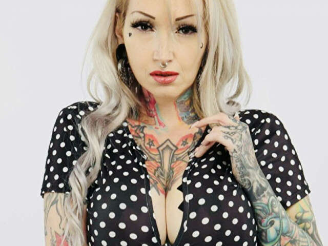 ANNIETERROR free sexy photo