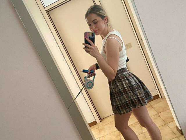 CHERRYBERRY free sexy photo