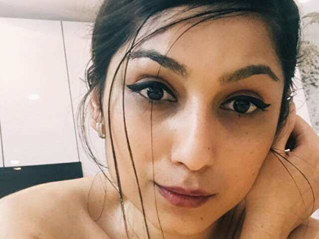 ALLEXXXS free sexy photo