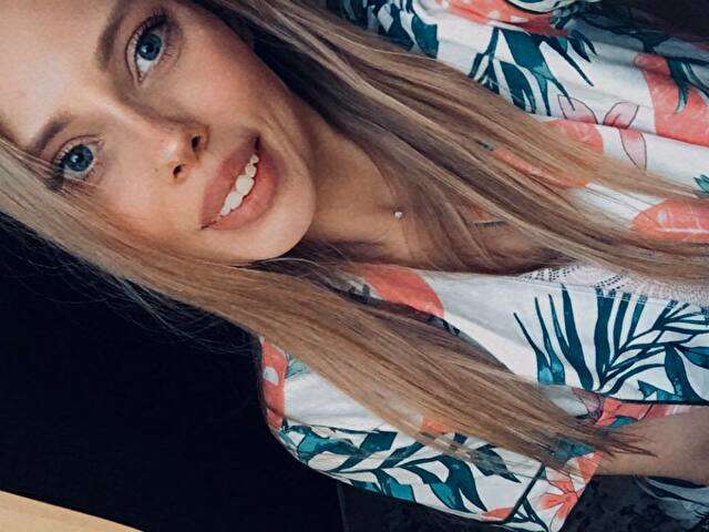 SWEETLIZAA free sexy photo