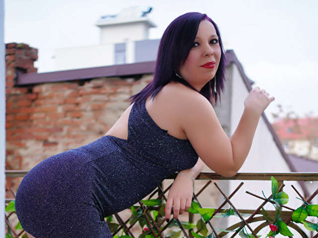 SINLAURA free sexy photo
