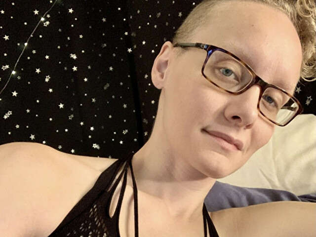LEAHWILDE free sexy photo
