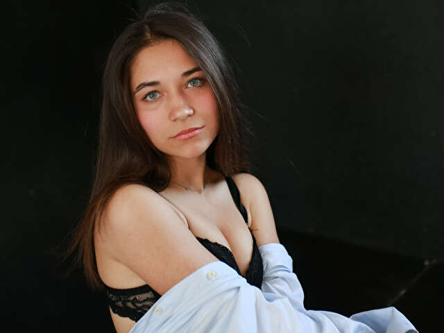LANNAVILER free sexy photo