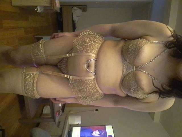 KITTYGEYSER free sexy photo