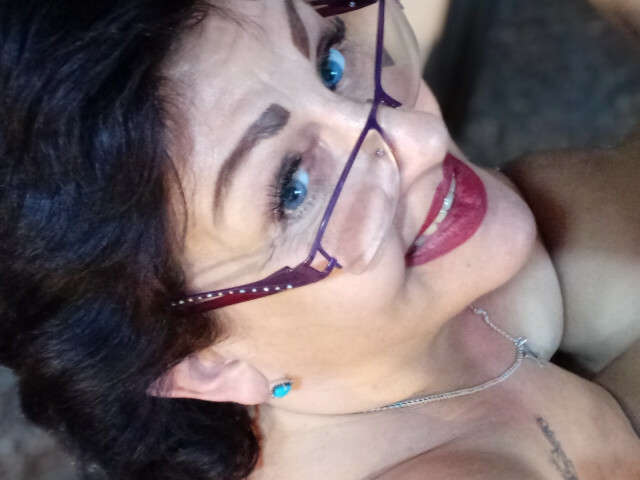 MARIAYLEONA free hard sexy photo