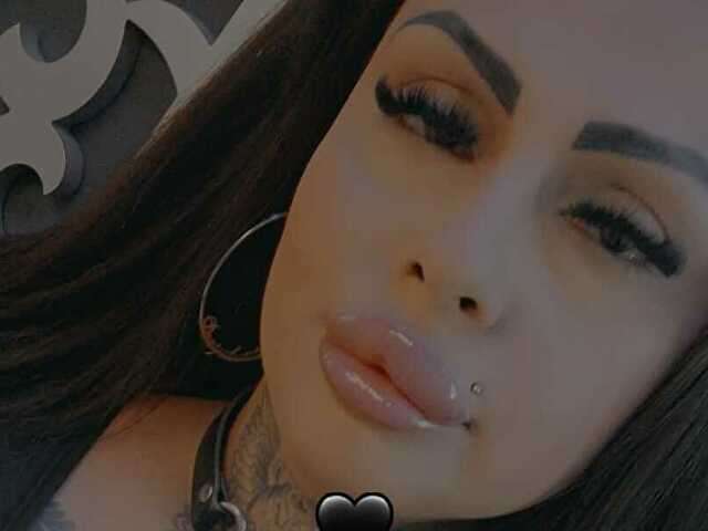 DENYCHANTALL free sexy photo
