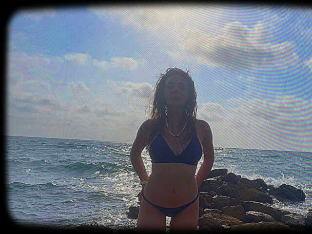 CRISMA free sexy photo