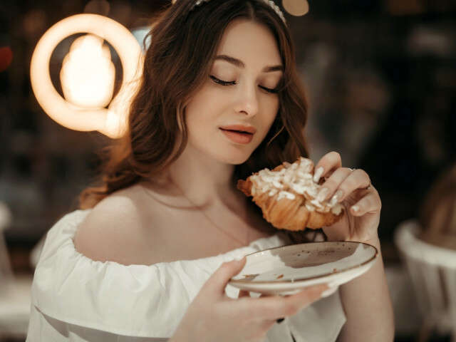 SENSITIVEEE free sexy photo