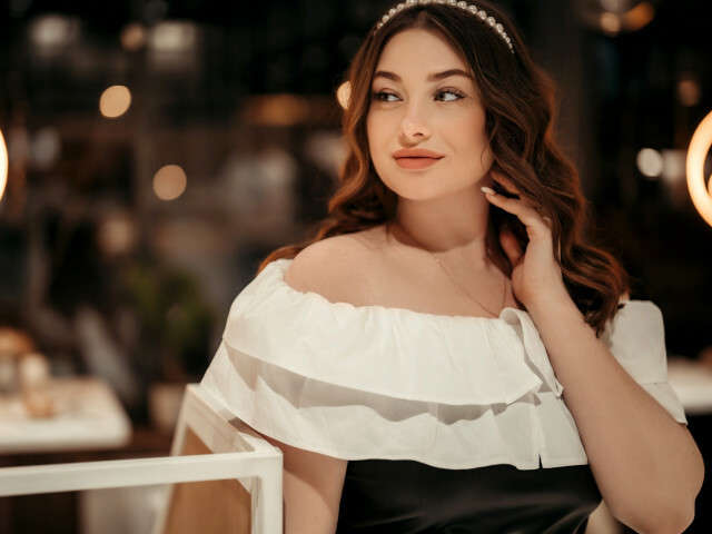 SENSITIVEEE free sexy photo