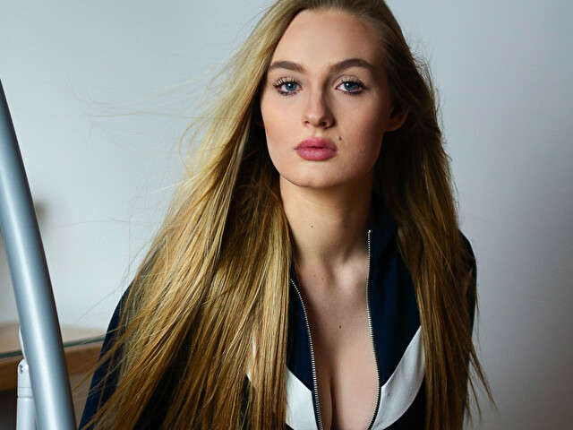 OLIVIABENT free sexy photo