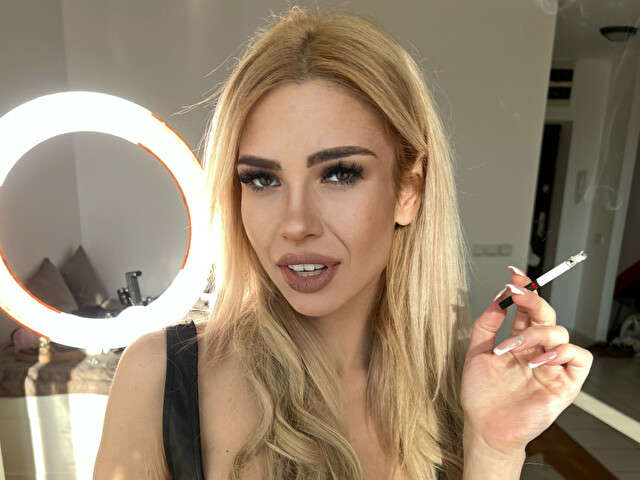 BARBIEMAYA free sexy photo