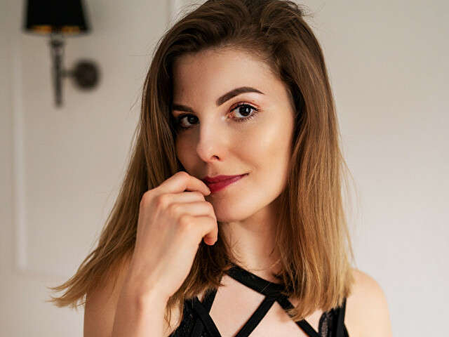 VIVIENKISS free sexy photo