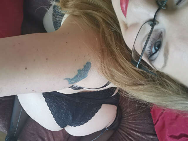 JUFLAURA free sexy photo