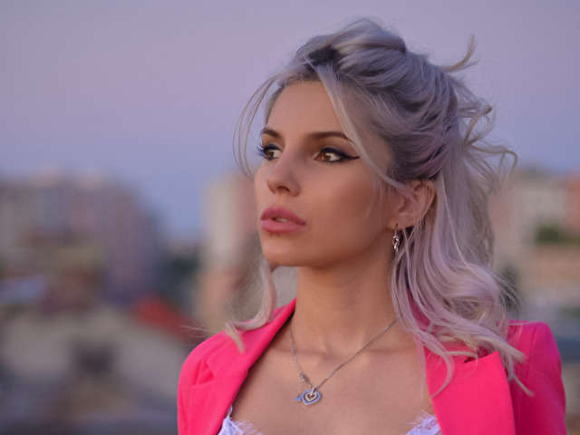 FIERCEFOX free sexy photo