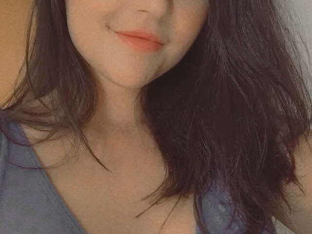 HMISSSARAH free sexy photo