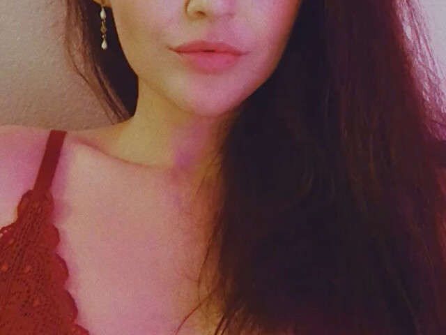 HMISSSARAH free sexy photo