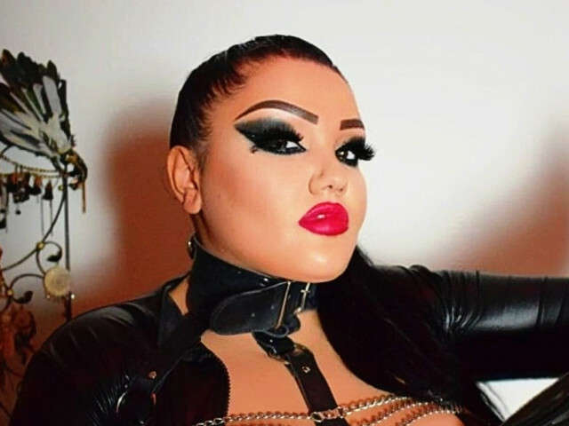 EVILDOMINA free sexy photo
