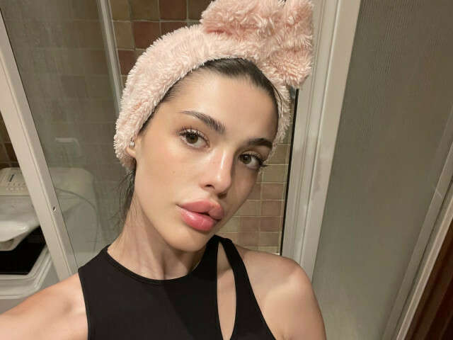 GEMMASNYDER free sexy photo