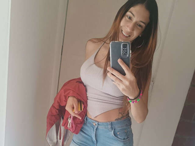 LOREHOTTY free sexy photo