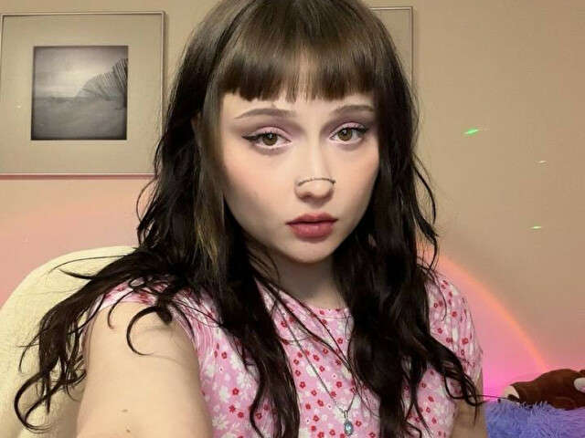 MARYMILUWU free sexy photo