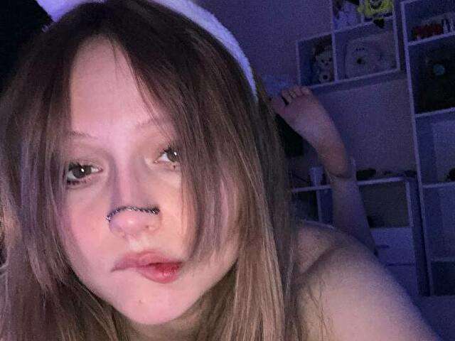 MARYMILUWU free sexy photo