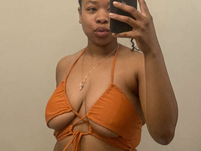 WETMAGGIE free hard sexy photo