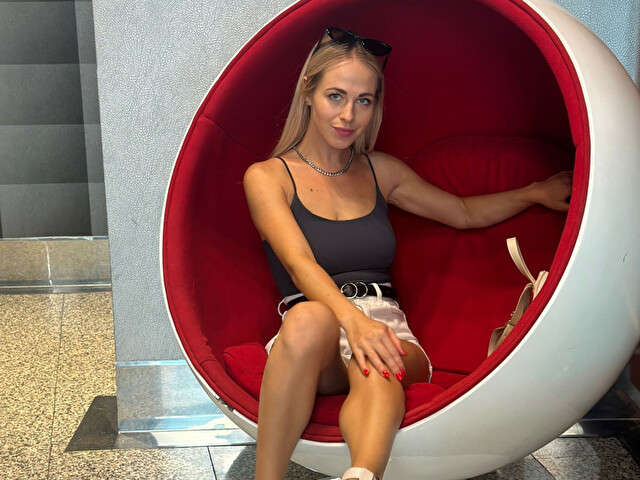 ALICESPORT25 free sexy photo