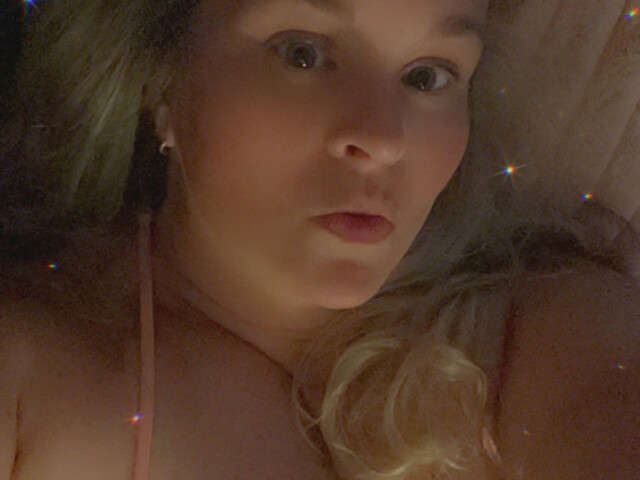 SWEETIE34 free sexy photo
