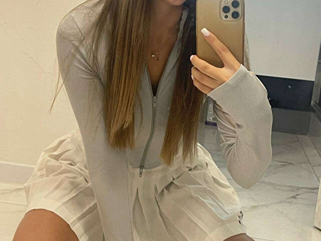 MAGNETIC free sexy photo